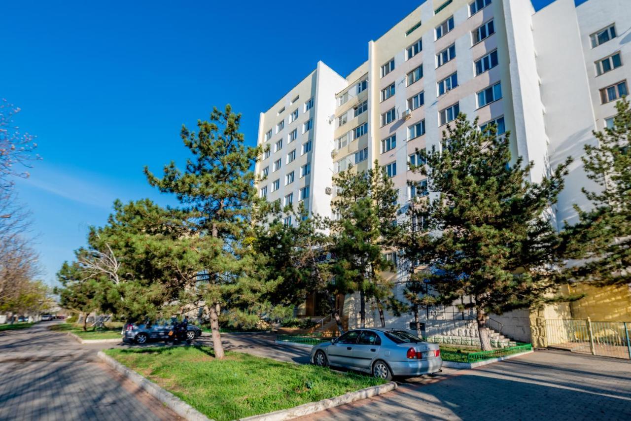 Elektromash Hotel Tiraspol Buitenkant foto