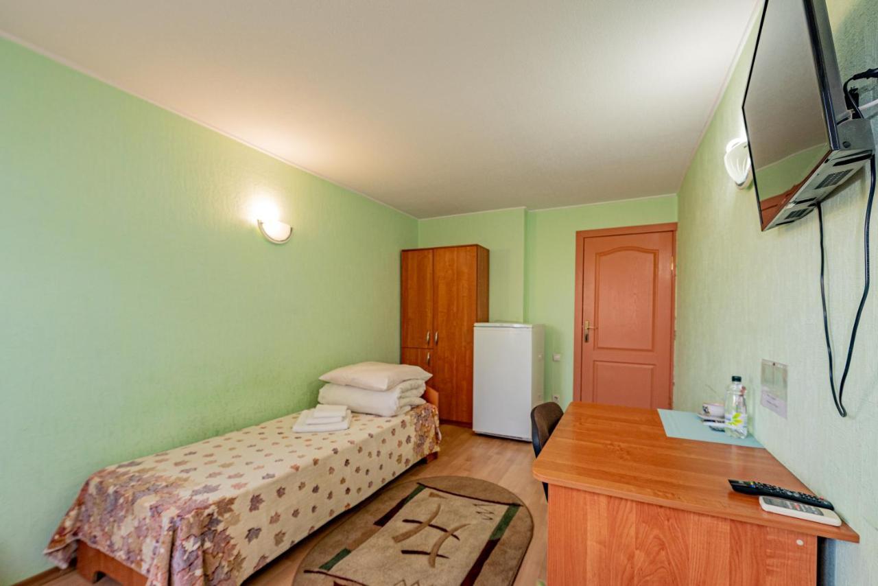 Elektromash Hotel Tiraspol Buitenkant foto