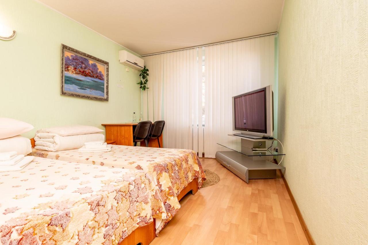 Elektromash Hotel Tiraspol Buitenkant foto
