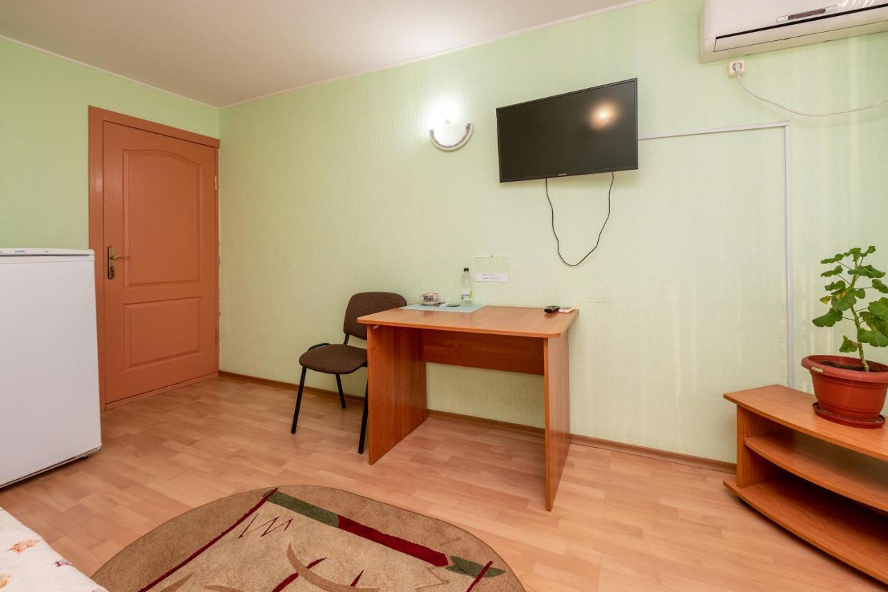 Elektromash Hotel Tiraspol Buitenkant foto