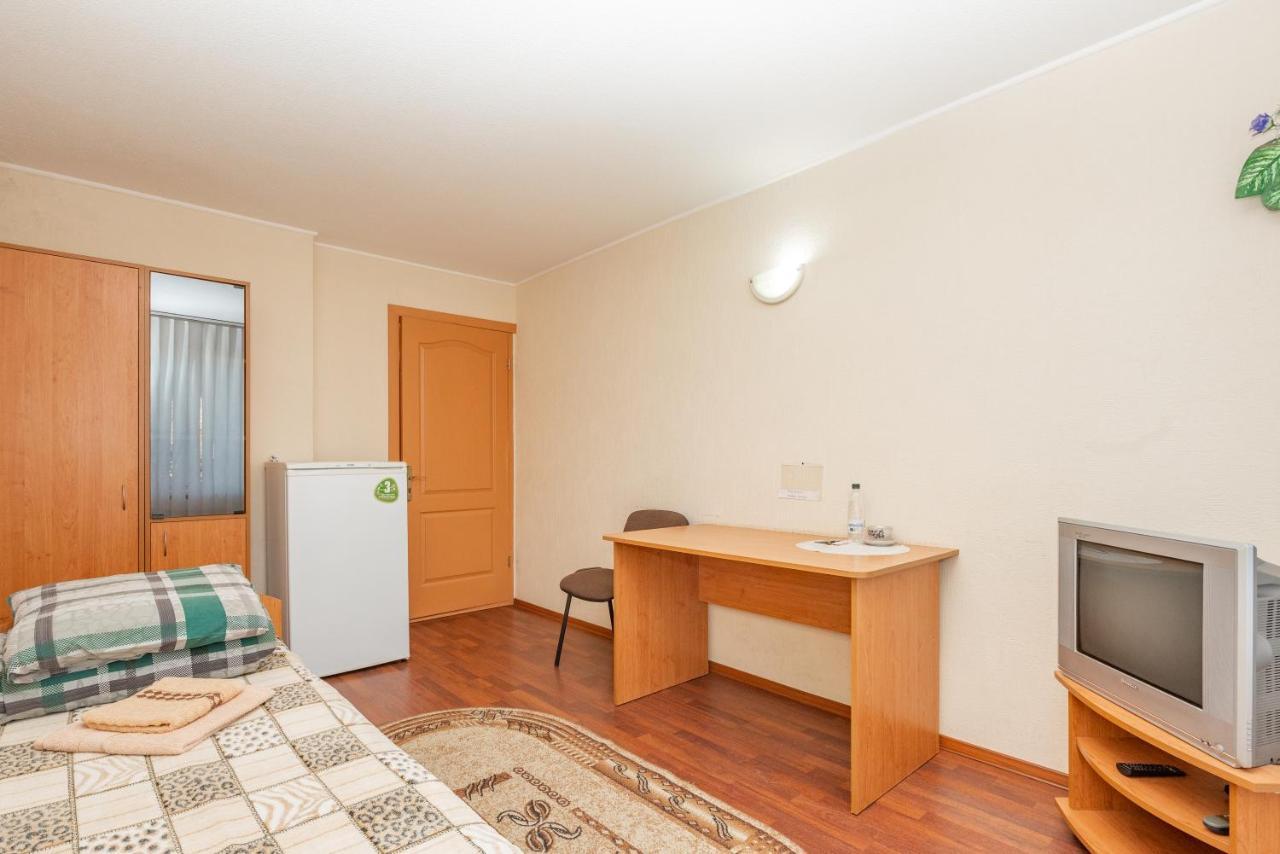Elektromash Hotel Tiraspol Buitenkant foto
