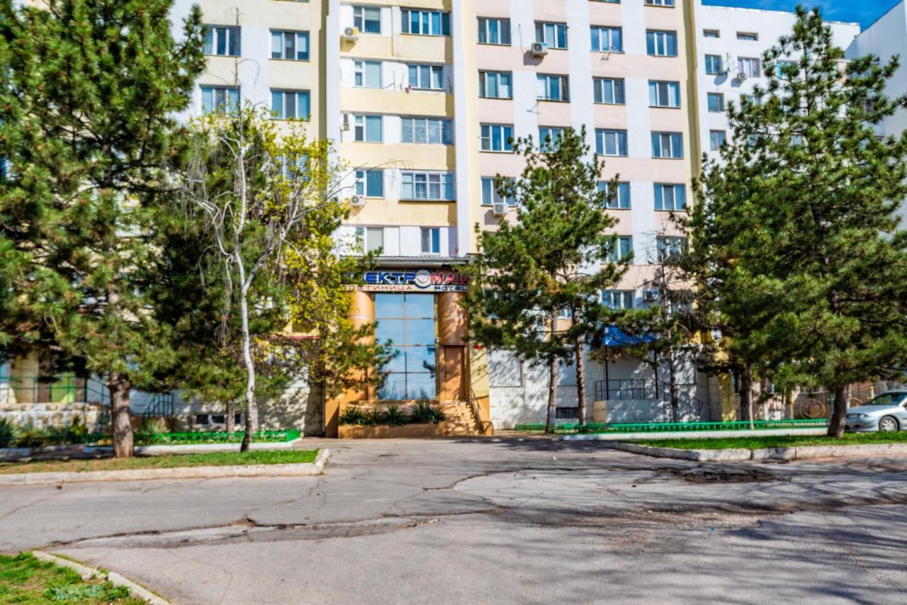 Elektromash Hotel Tiraspol Buitenkant foto