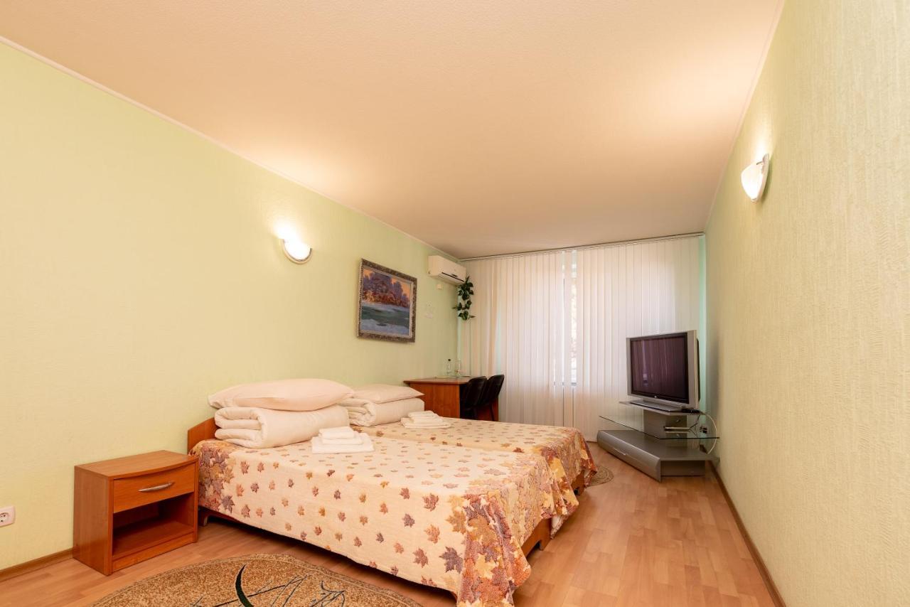Elektromash Hotel Tiraspol Buitenkant foto