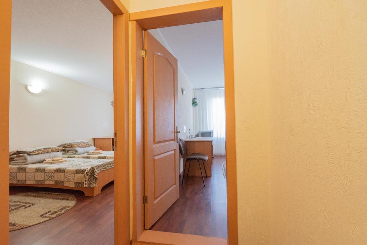 Elektromash Hotel Tiraspol Buitenkant foto