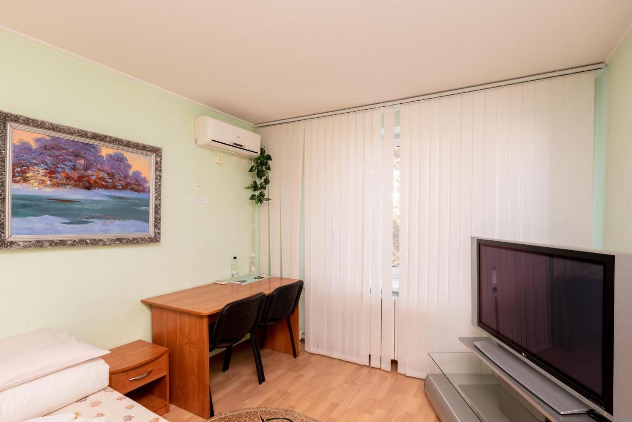 Elektromash Hotel Tiraspol Buitenkant foto