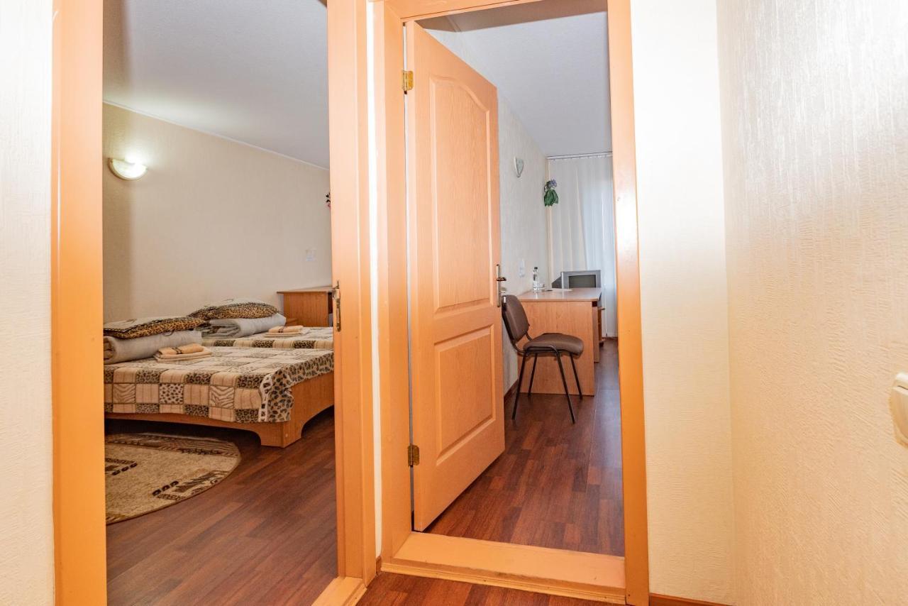Elektromash Hotel Tiraspol Buitenkant foto
