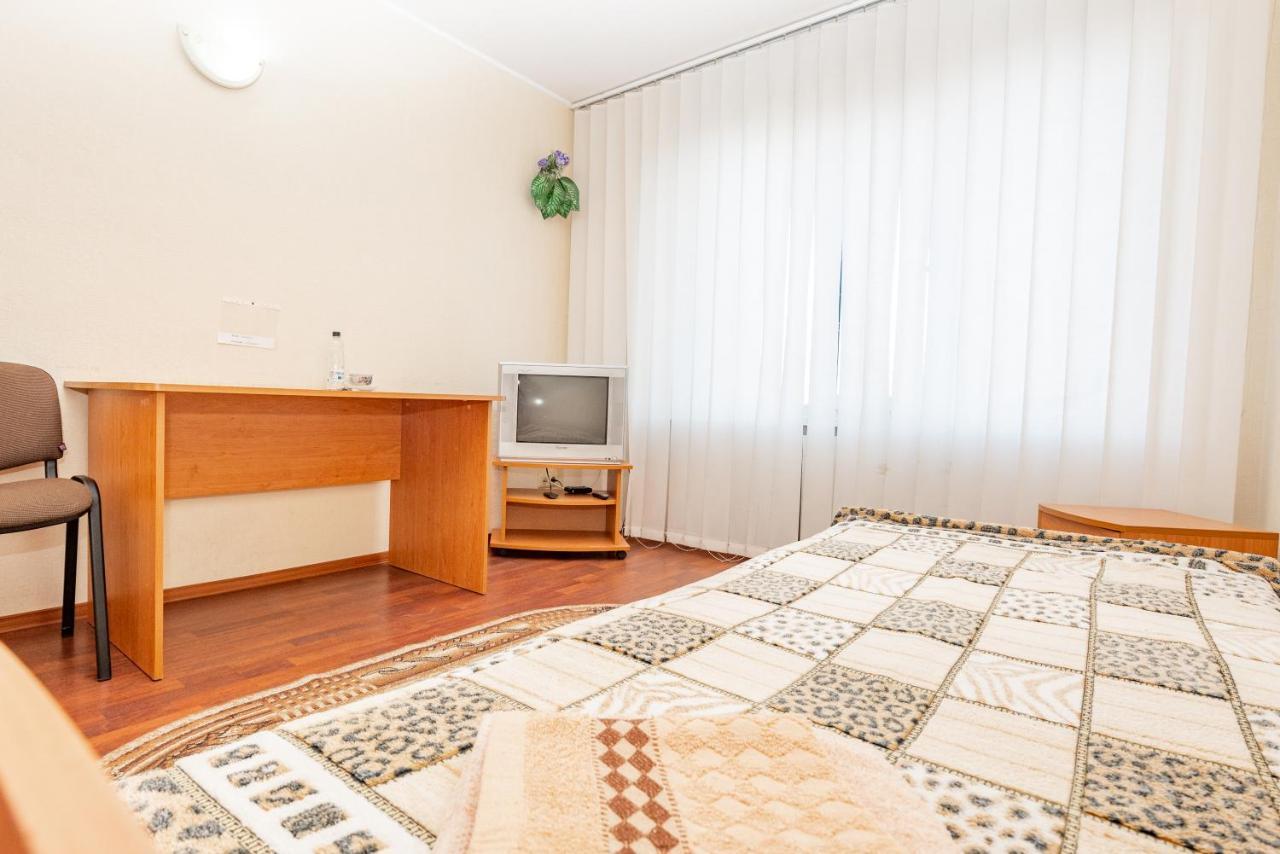 Elektromash Hotel Tiraspol Buitenkant foto